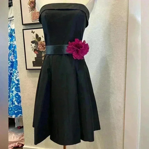White House Black Market Black Fit And Flair Cocktail Dress W/ Flower Belt SZ 4 White House Black Market Black Fit And Flair Cocktail Dress W/ Flower Belt SZ 4